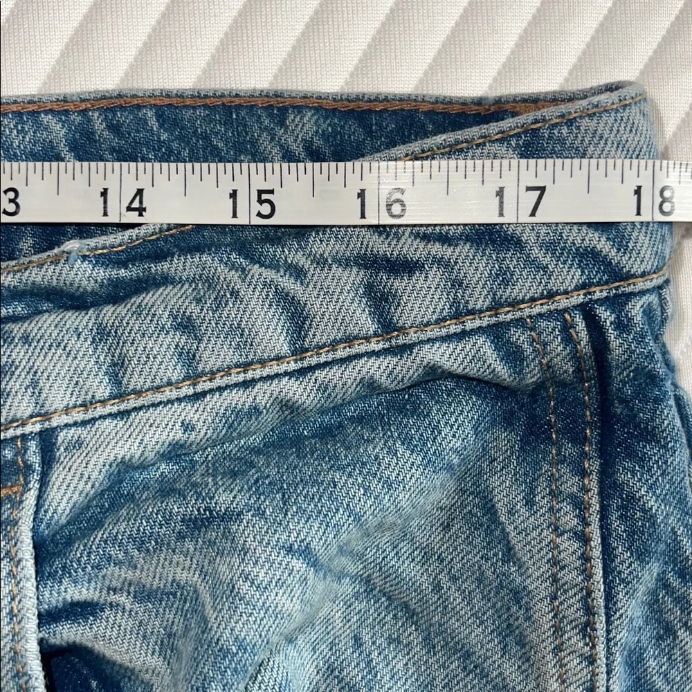 We The Free Good Luck Mid Rise Barrel Jeans Sz 32 - Picture 12 of 12